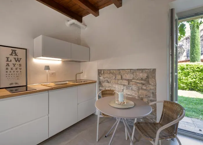 Lejlighed Cosy Garden In